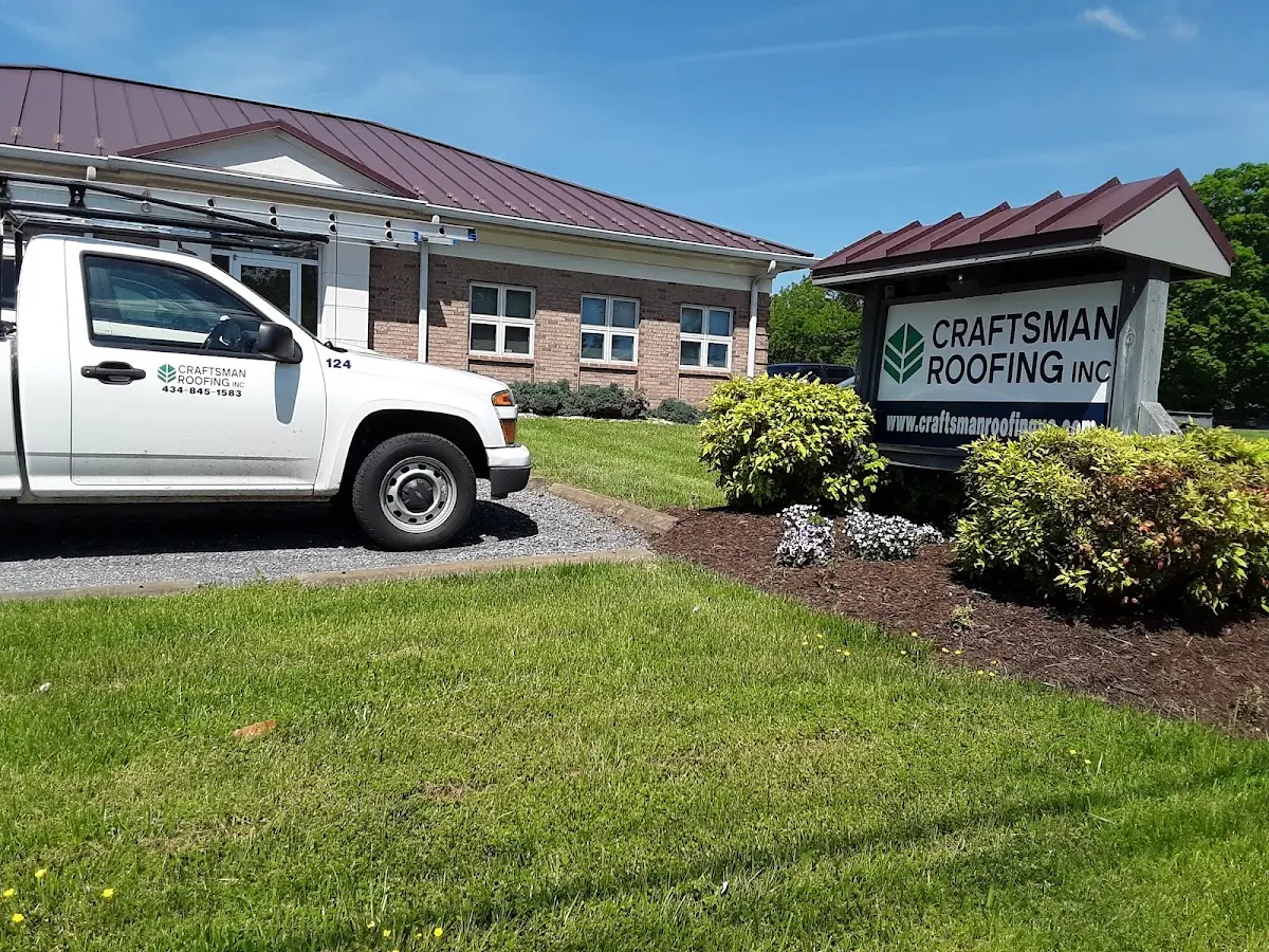 Quality Soffit & Fascia Repair by experienced craftsmen in Northeast Park